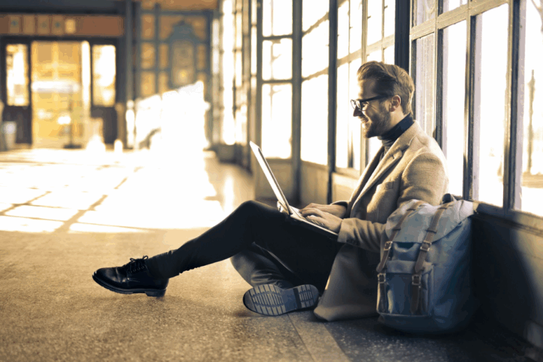 Read more about the article How expats can start a business in the Netherlands (and handle taxes like a Pro)